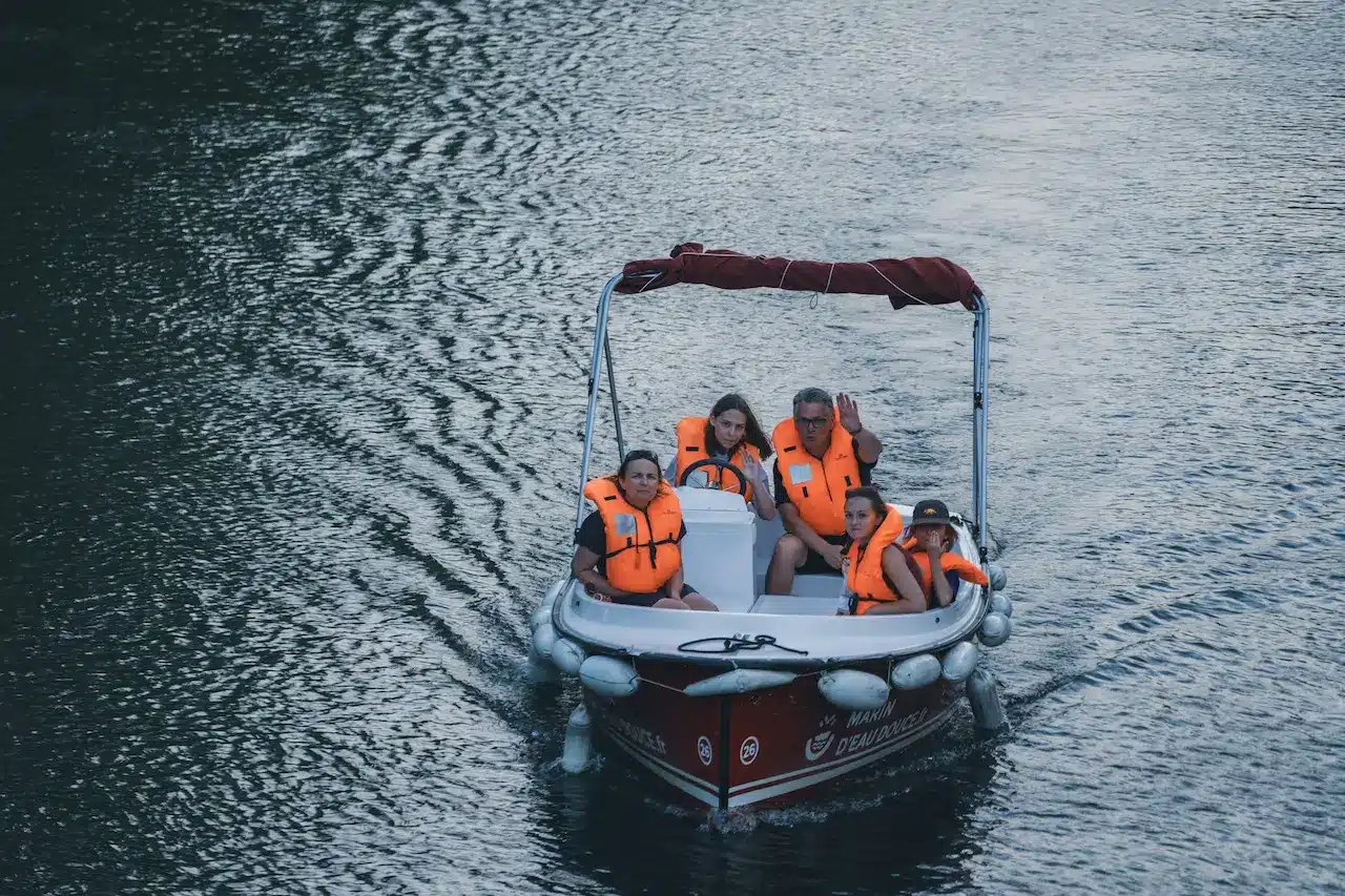 Tours & Rentals